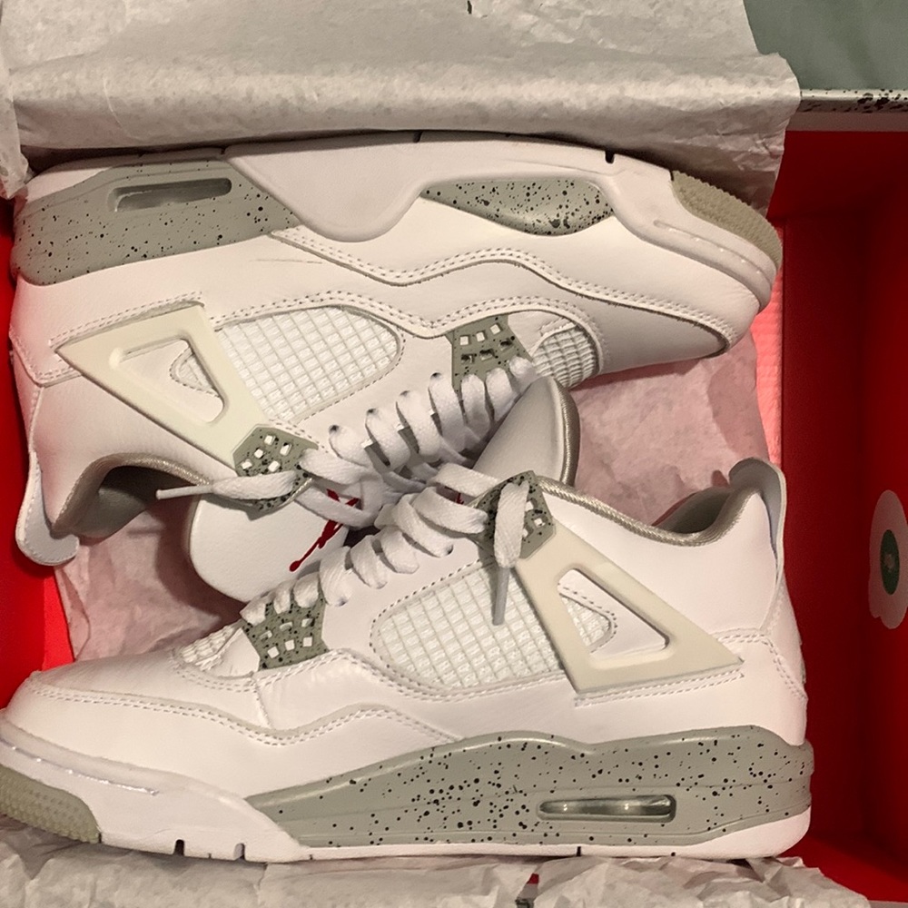 Jordan 4